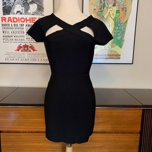 BCBGMaxAzria Dresses & Skirts - BCBGMaxAzria Black Dress